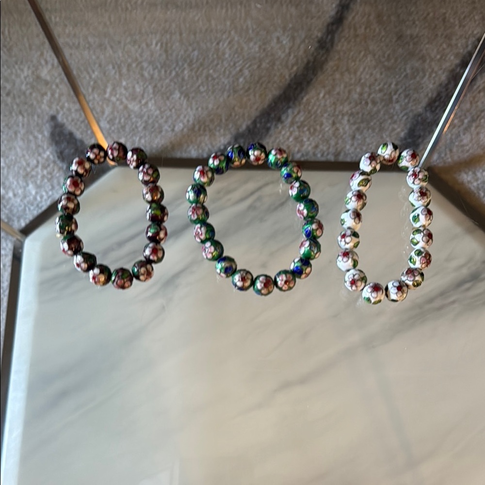 Elegant Red and Green Beaded Bracelets Jewelry